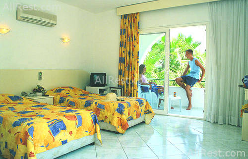 Golden Sun Hotel 13